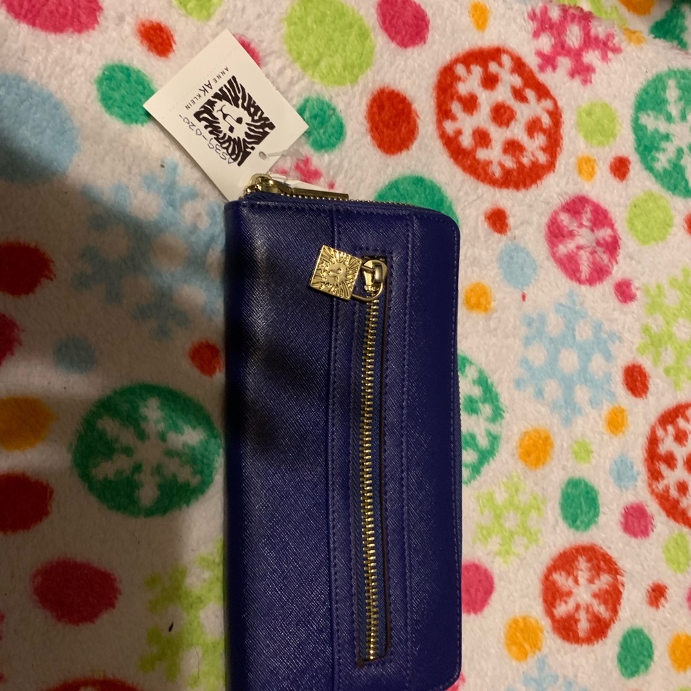 Never been used wallet